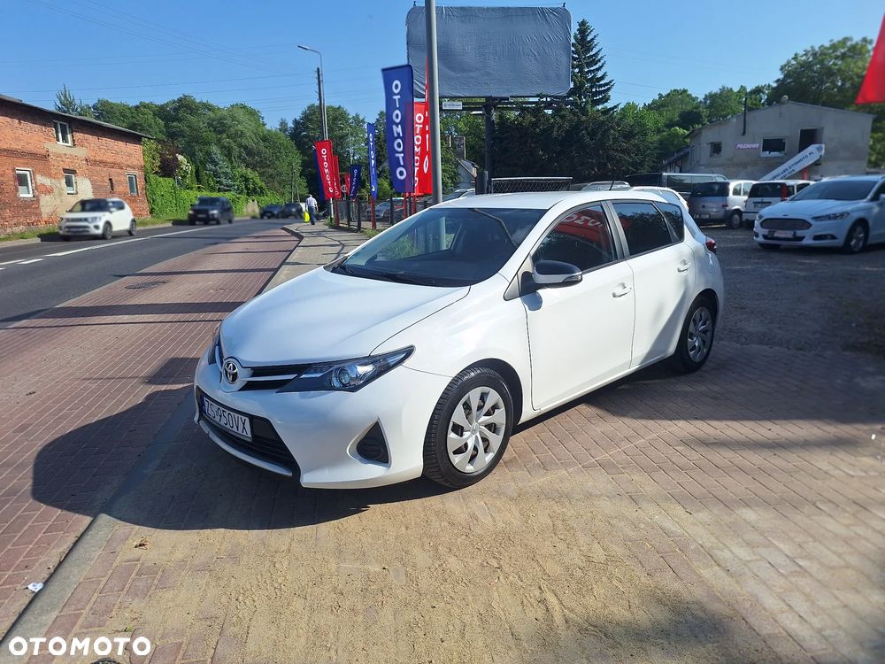 Toyota Auris 1.33 Dual-VVT-i - 4