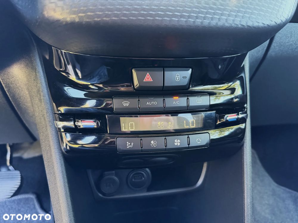 Peugeot 2008 PureTech 130 Stop&Start EAT6 Allure - 30