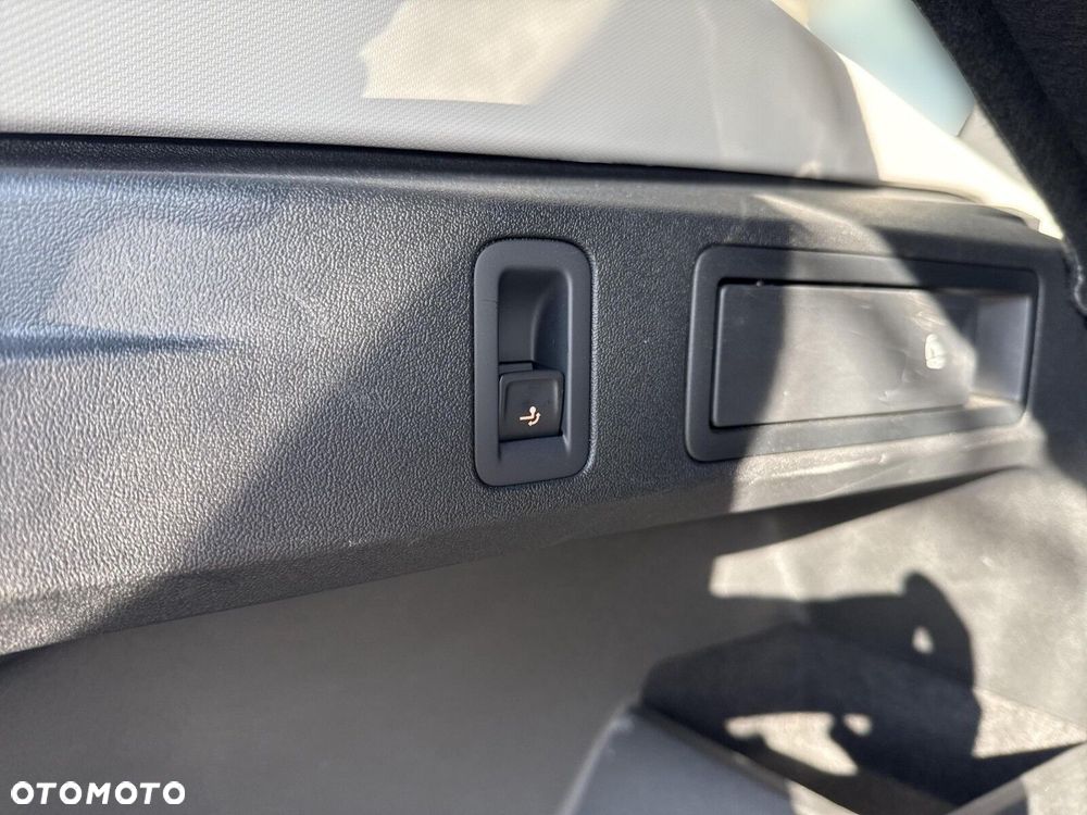 Volkswagen Tiguan - 26