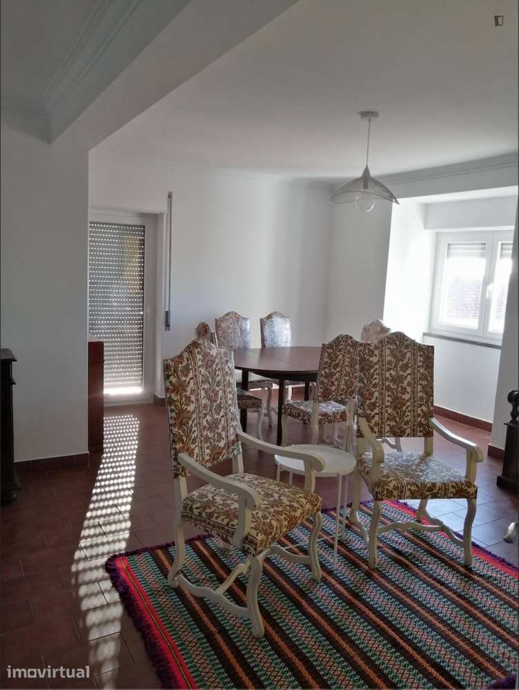 Quarto - localizado em Parede Lisbon - Grande imagem: 3/13