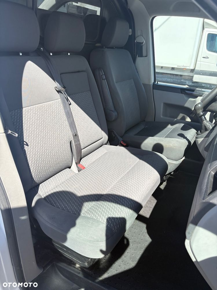 Volkswagen Transporter T5 - 15