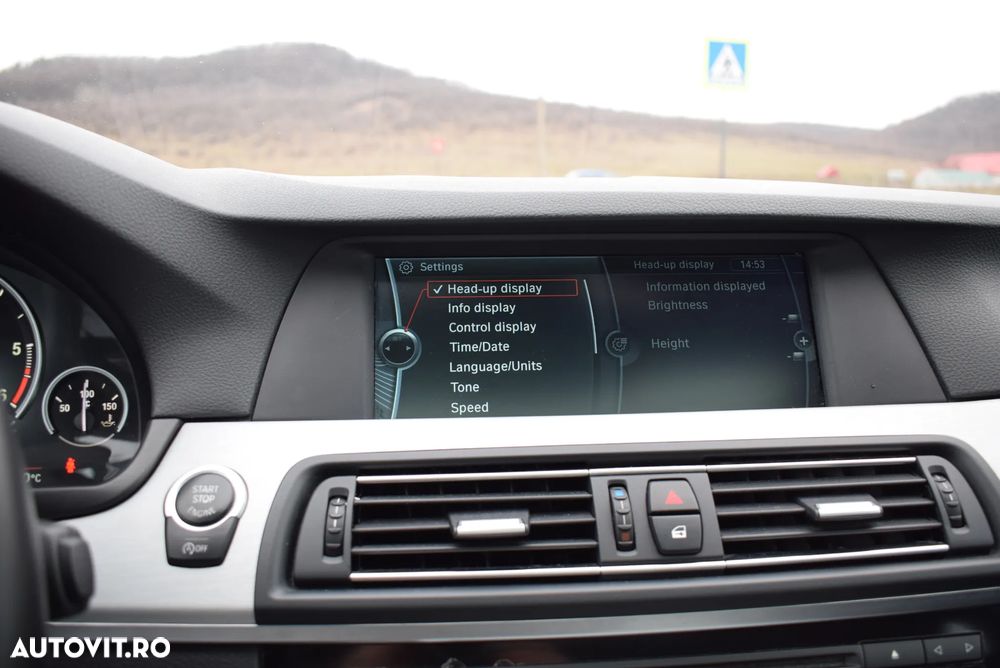 BMW Seria 5 525d Sport-Aut. - 17