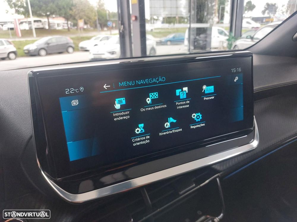 Peugeot 2008 1.2 PureTech GT Line - 29