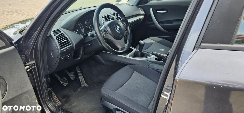 BMW Seria 1 118i - 11