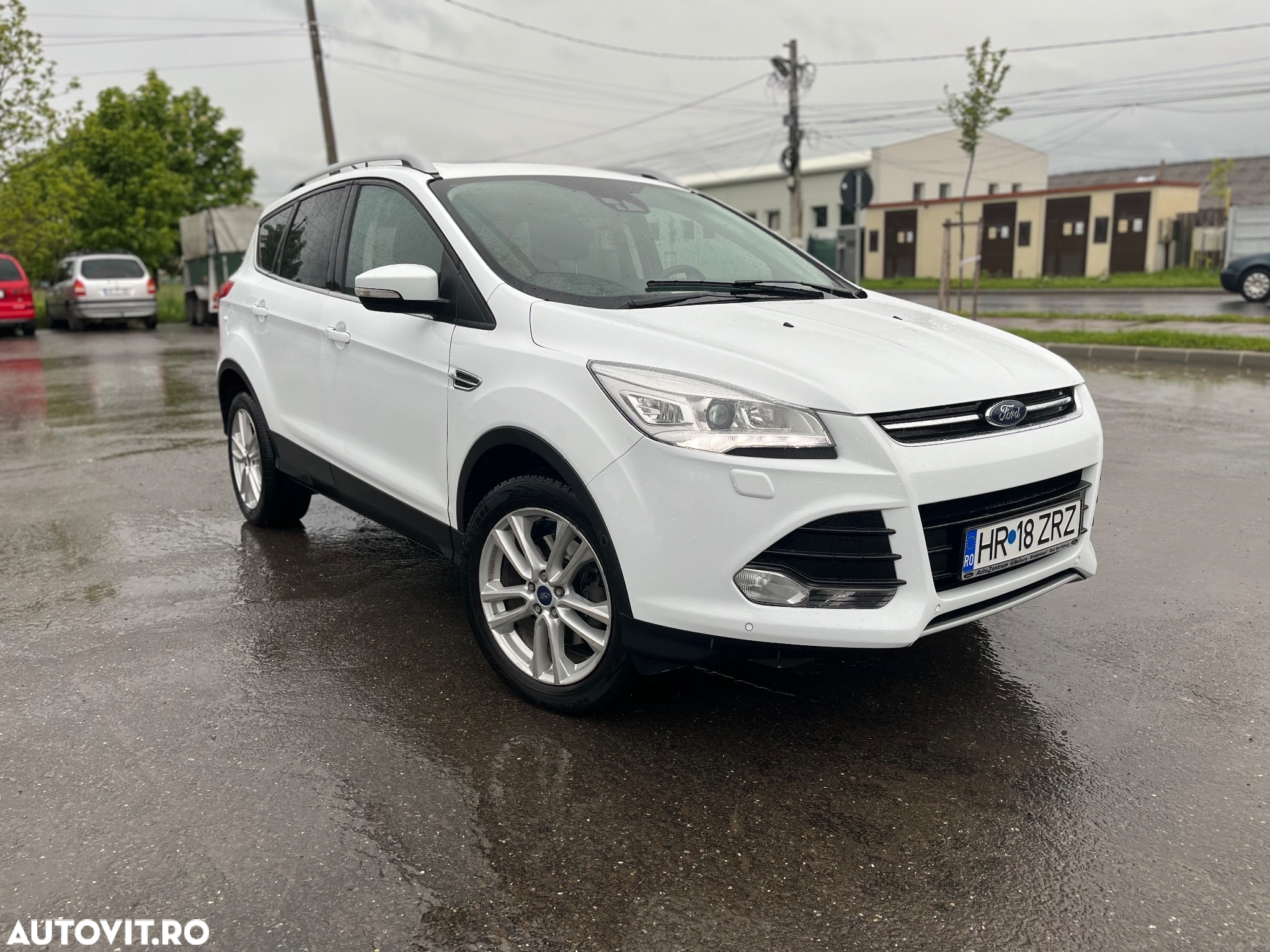 Ford Kuga - 17