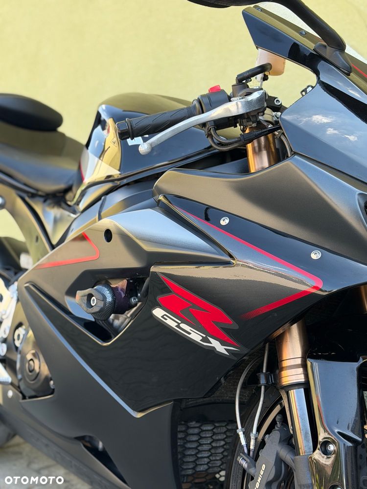 Suzuki GSX-R - 4