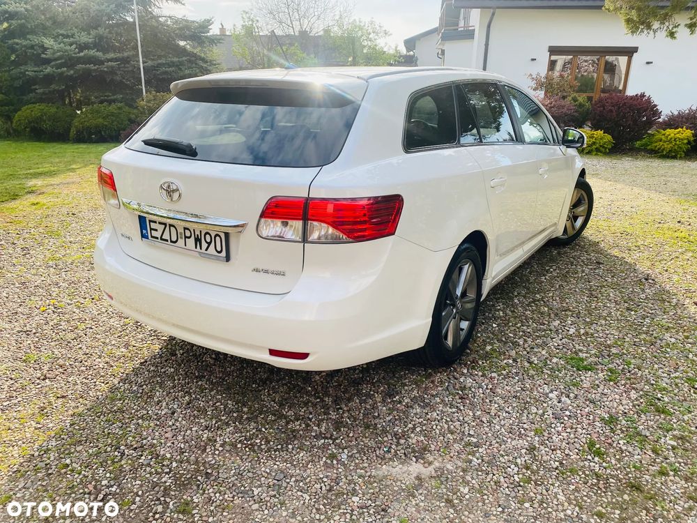 Toyota Avensis 2.0 D-4D Sol - 7