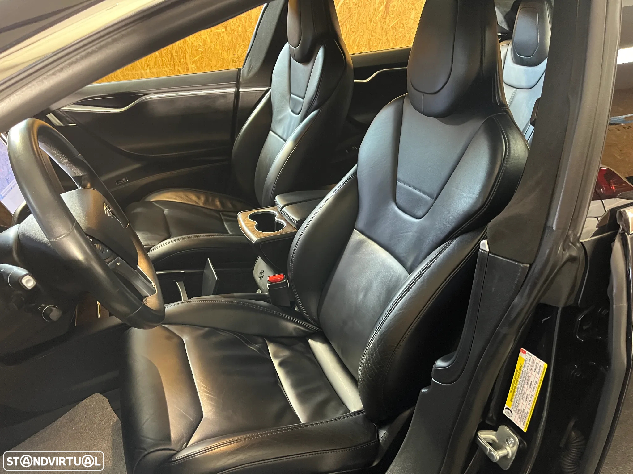 Tesla Model S 75D - 11