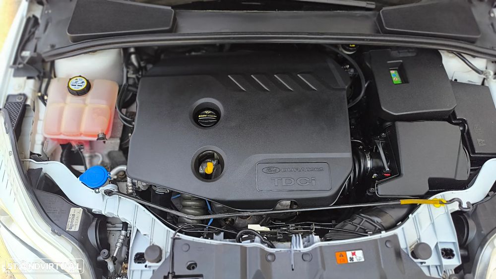 Ford Focus SW 1.6 TDCi DPF Trend - 12