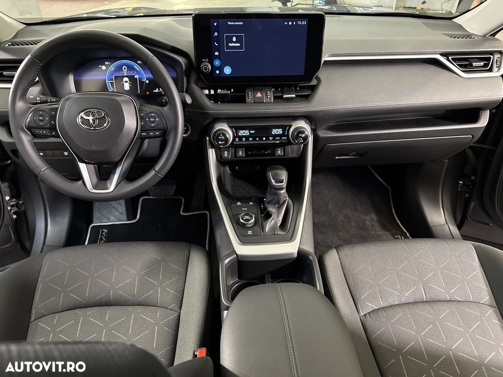 Toyota RAV4 - 10