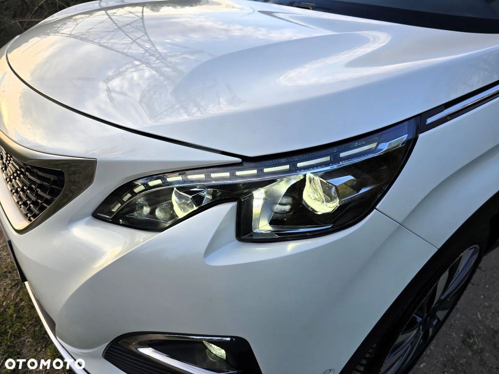 Peugeot 3008 1.6 PureTech HYbrid4 GT S&S EAT8 - 13