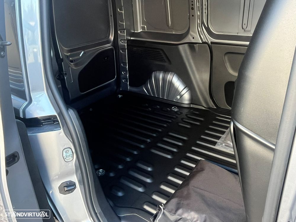 Opel Combo Cargo M Elétrico 50kWh - 33