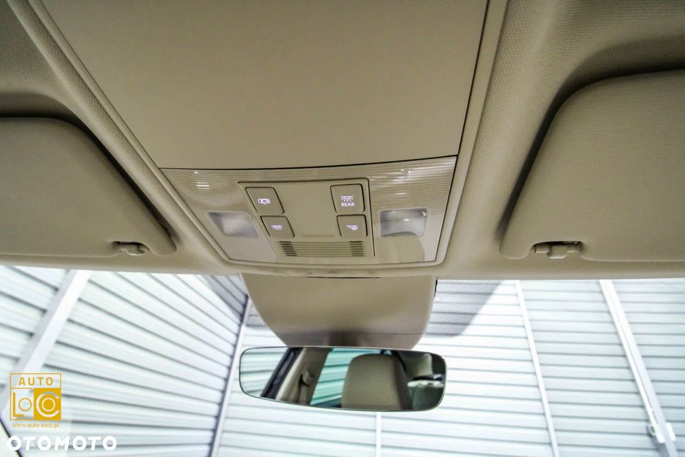 Skoda Superb 2.0 TDI Style DSG - 38