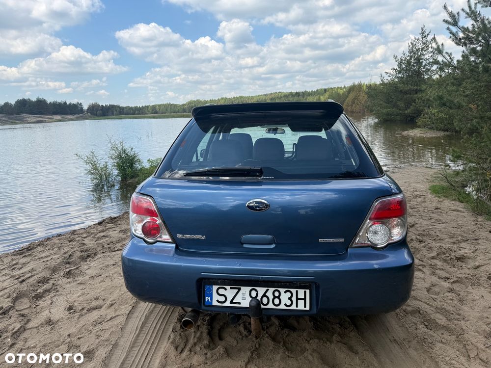 Subaru Impreza SW 2.0 RA - 9