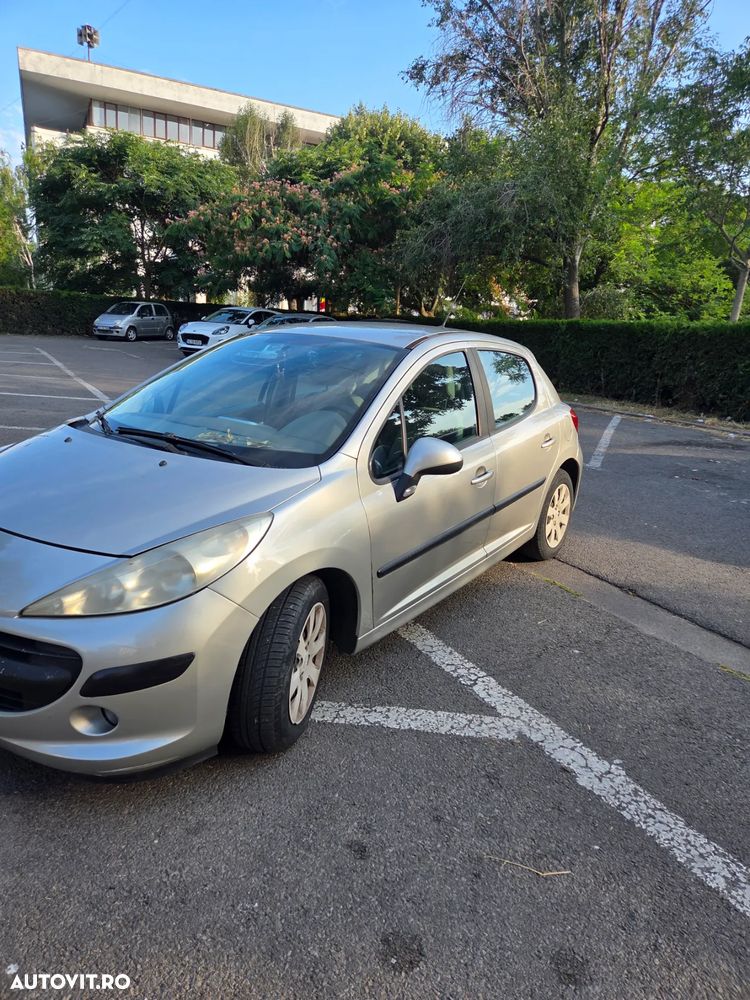 Peugeot 207 1.4E 16V Premium - 4