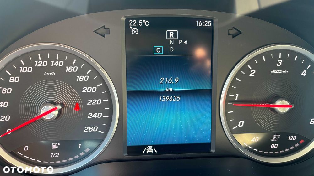 Mercedes-Benz GLC - 4