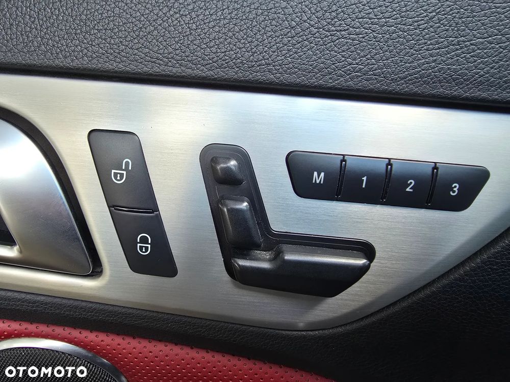 Mercedes-Benz SLK 350 BlueEFFICIENCY 7G-TRONIC Edition 1 - 25