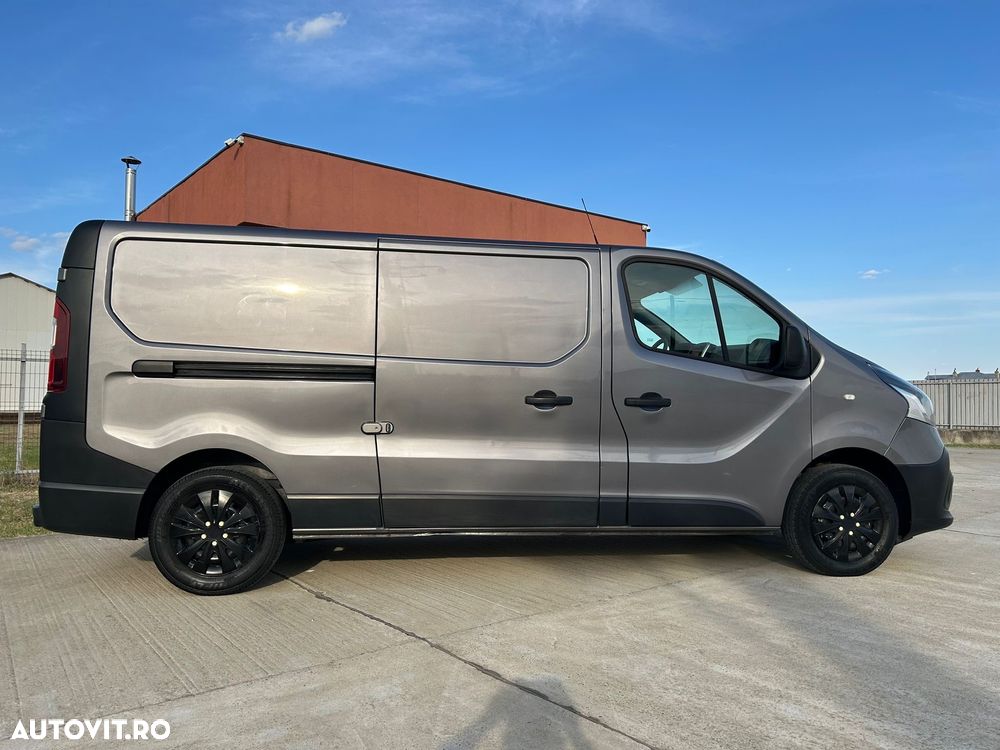 Renault Trafic 1.6 dCi 120 Grand Combi Authentique - 16