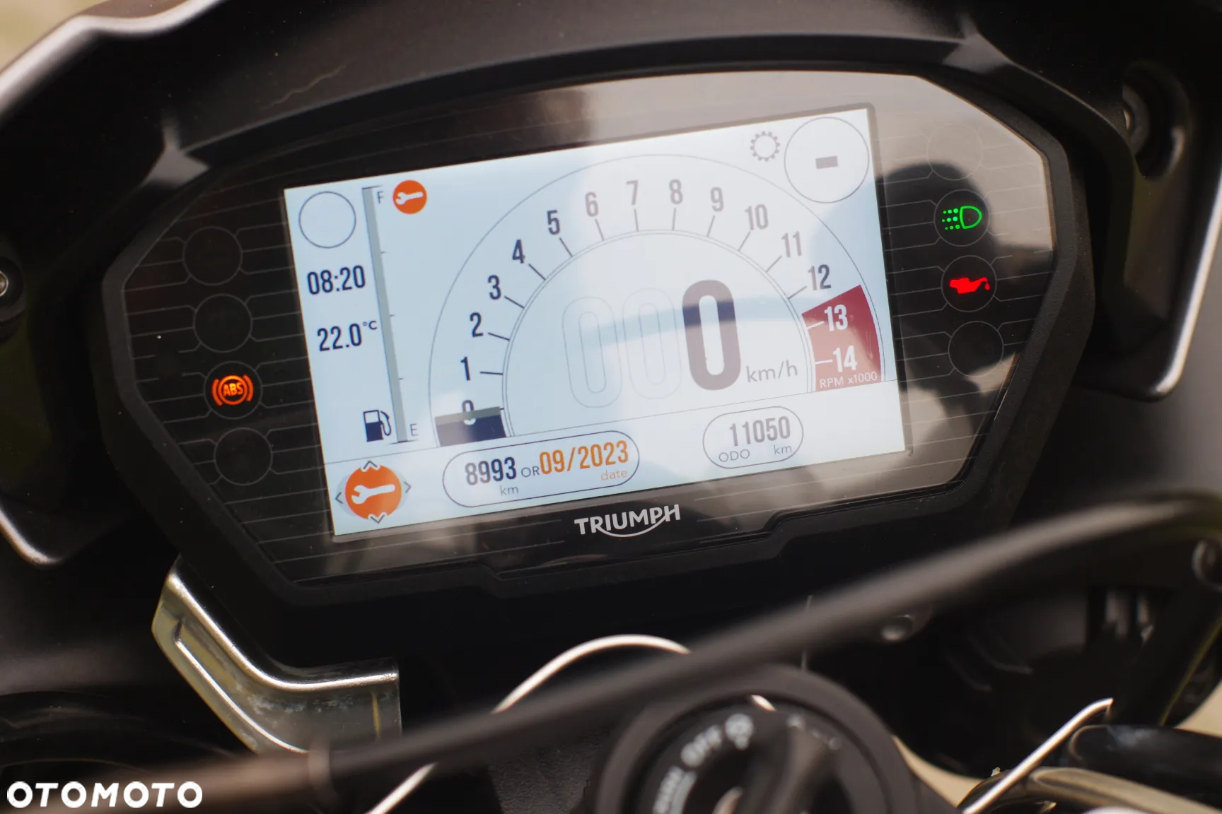 Triumph Street Triple - 19