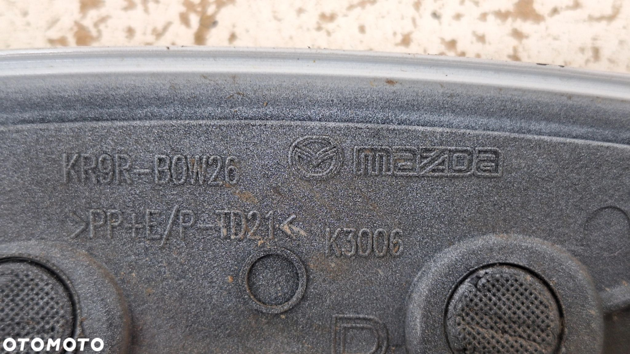 LISTWA BŁOTNIKA PRAWY PRZÓD MAZDA CX60 23- - 5
