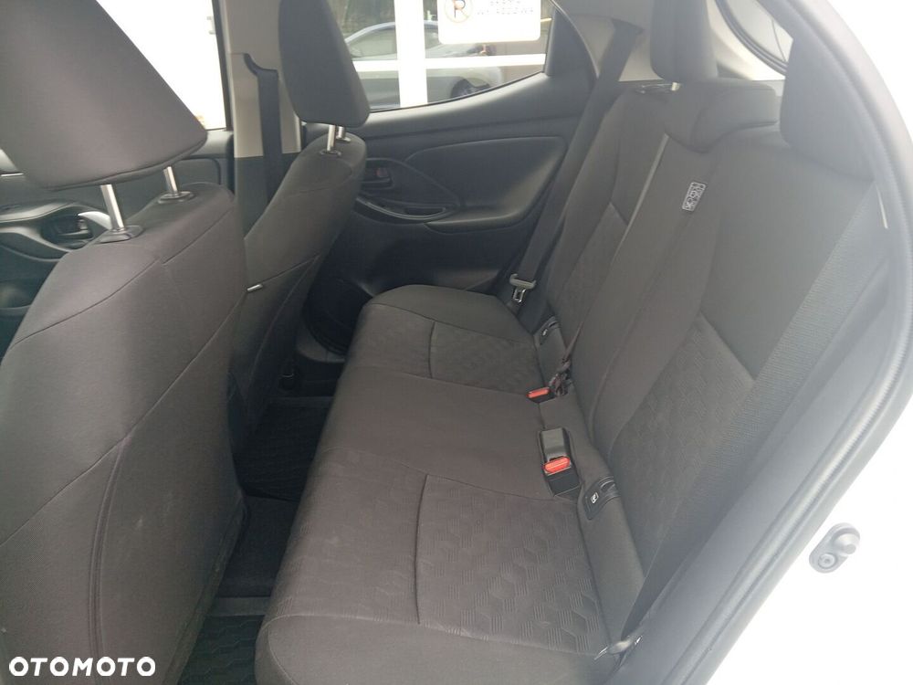 Toyota Yaris - 13