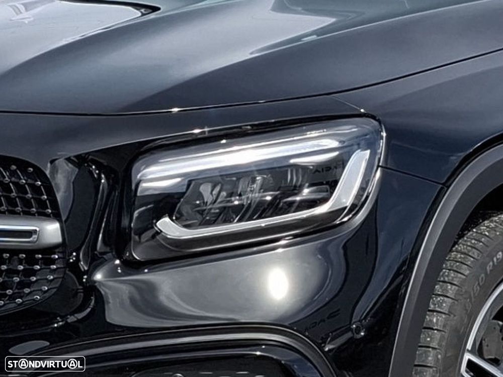 Mercedes-Benz glb-180 d AMG Line - 3