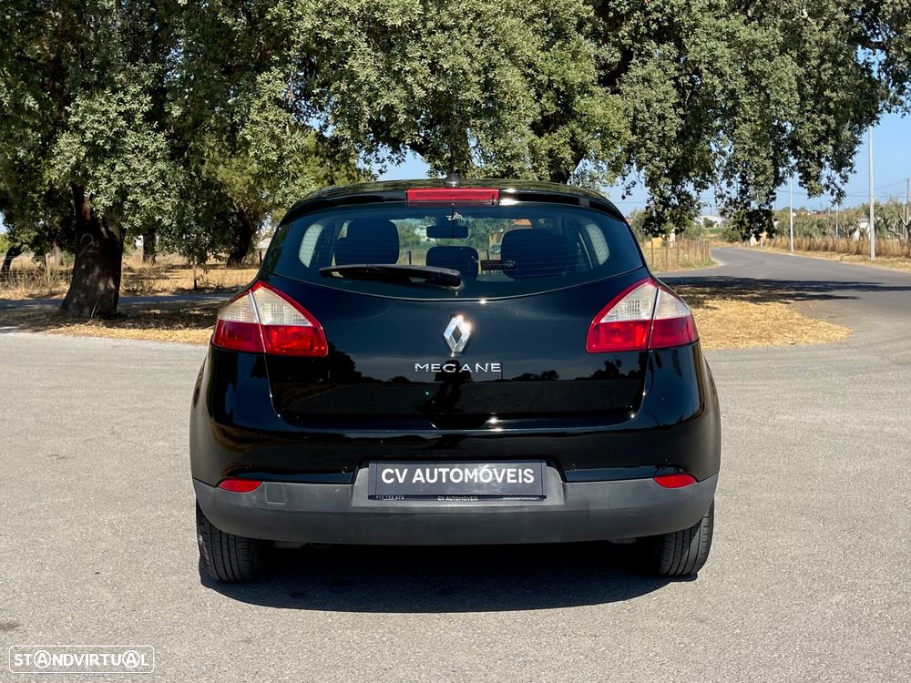 Renault Mégane 1.5 dCi Dynamique S EDC - 6