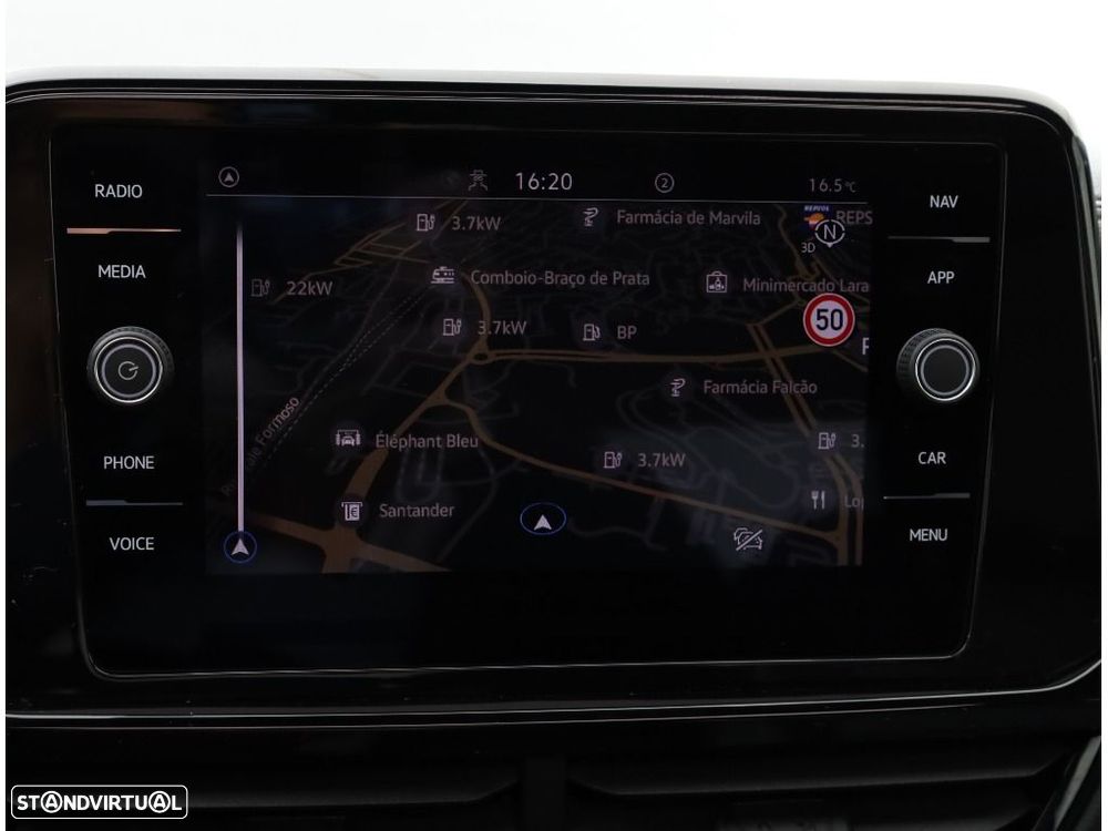 VW T-Roc 1.5 TSI R-Line DSG - 25