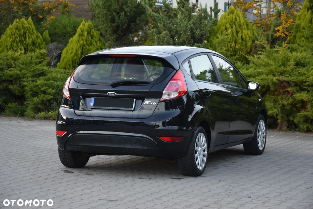 Ford Fiesta 1.25 Ambiente - 19