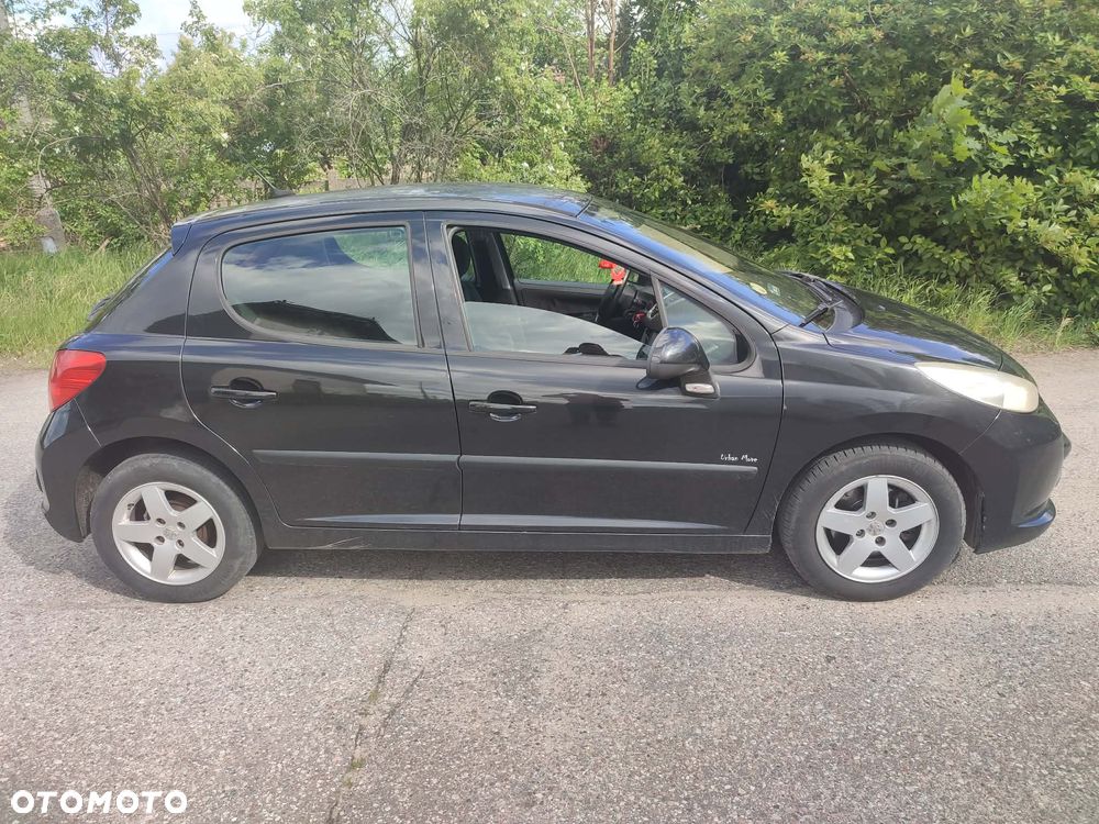 Peugeot 207 1.4 - 18