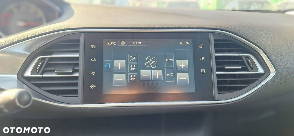 Peugeot 308 - 15