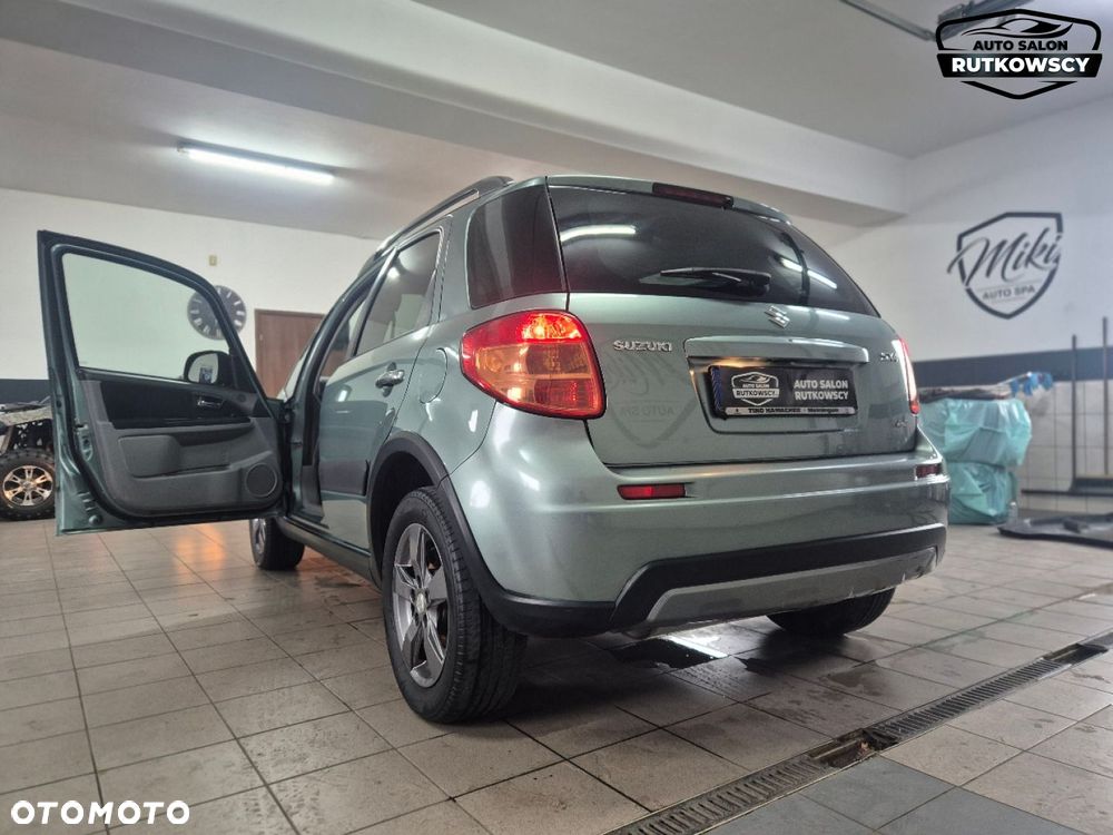 Suzuki SX4 - 12