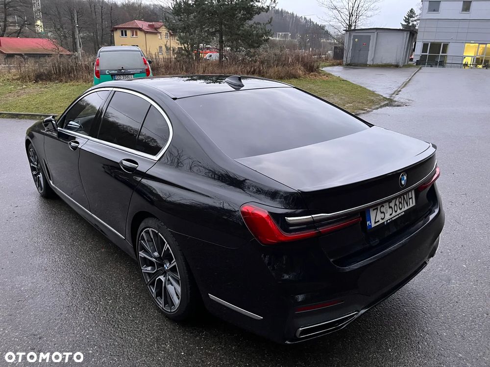 BMW Seria 7 740d xDrive - 5