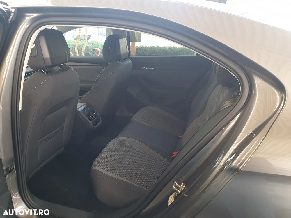 Skoda Superb 1.5 TSI iV DSG Selection - 10