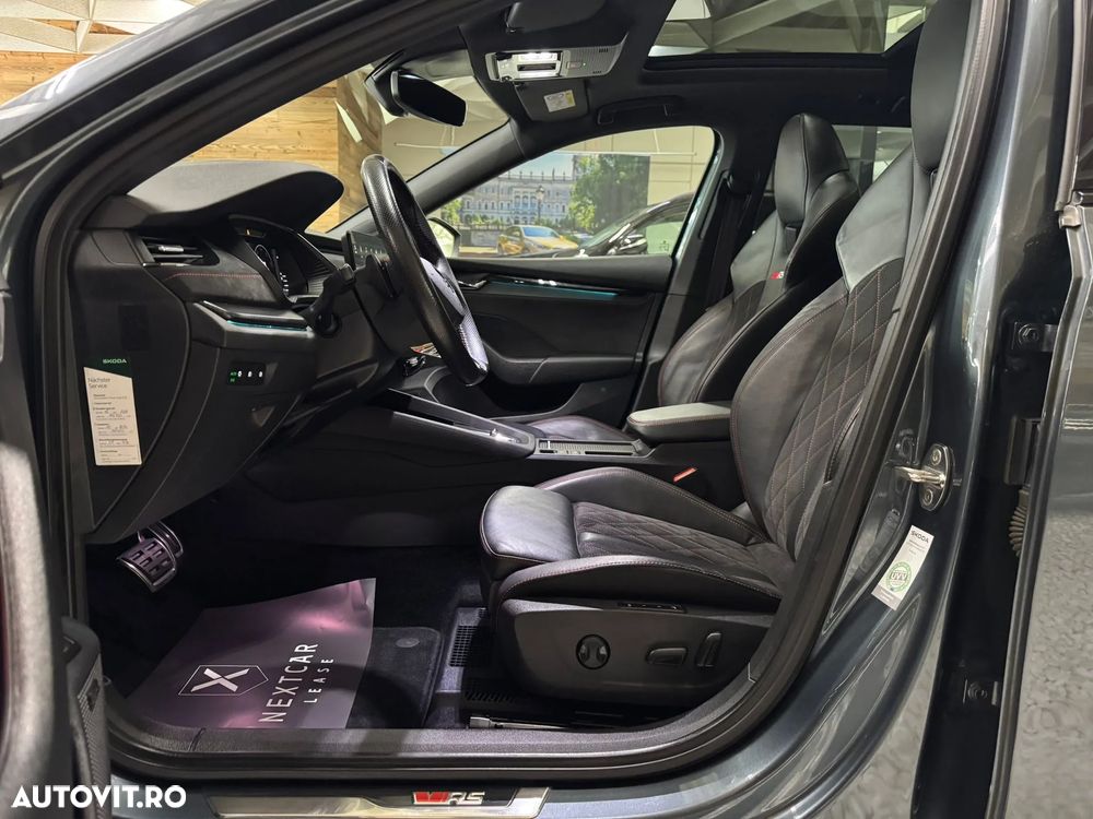 Skoda Octavia 2.0 TDI DSG RS - 8