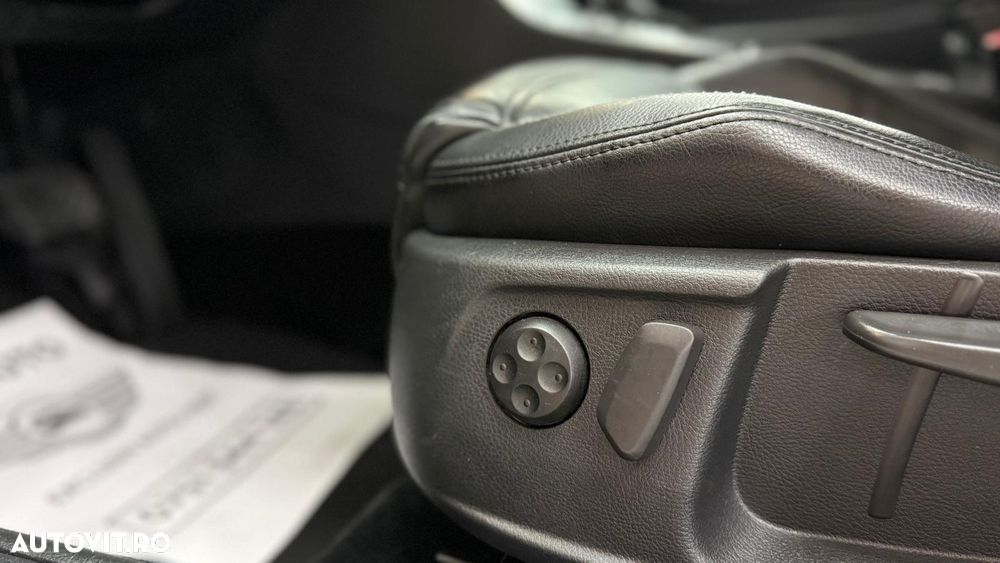 Volkswagen Passat CC 1.8 TSI DSG Exclusive - 30