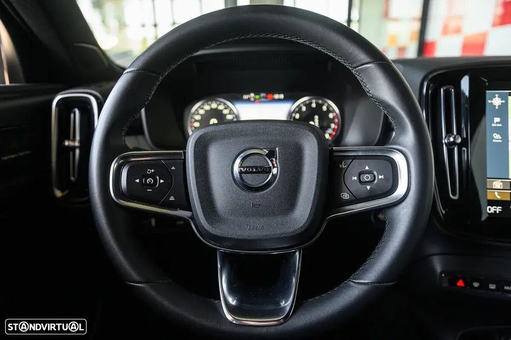 Volvo XC 40 - 57