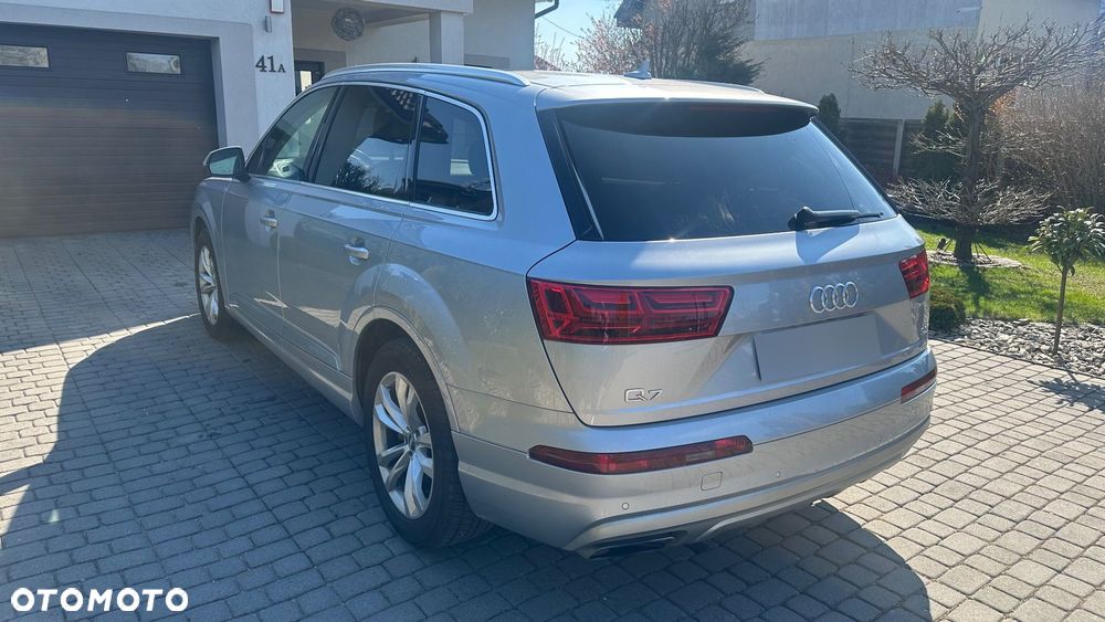 Audi Q7 - 4