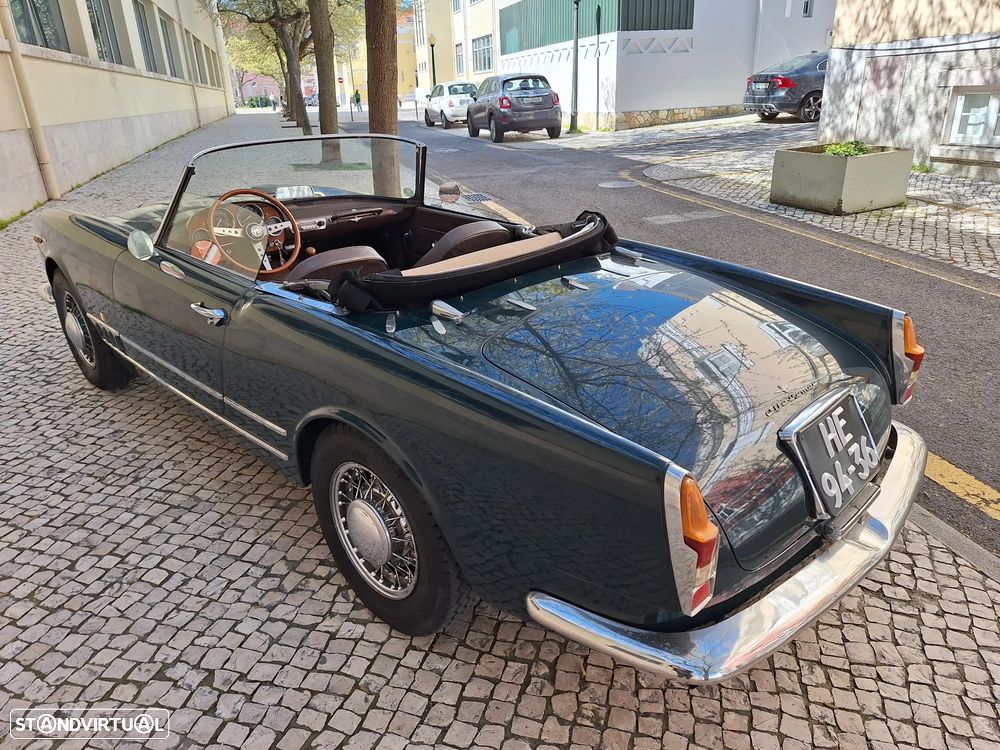 Alfa Romeo Spider - 6