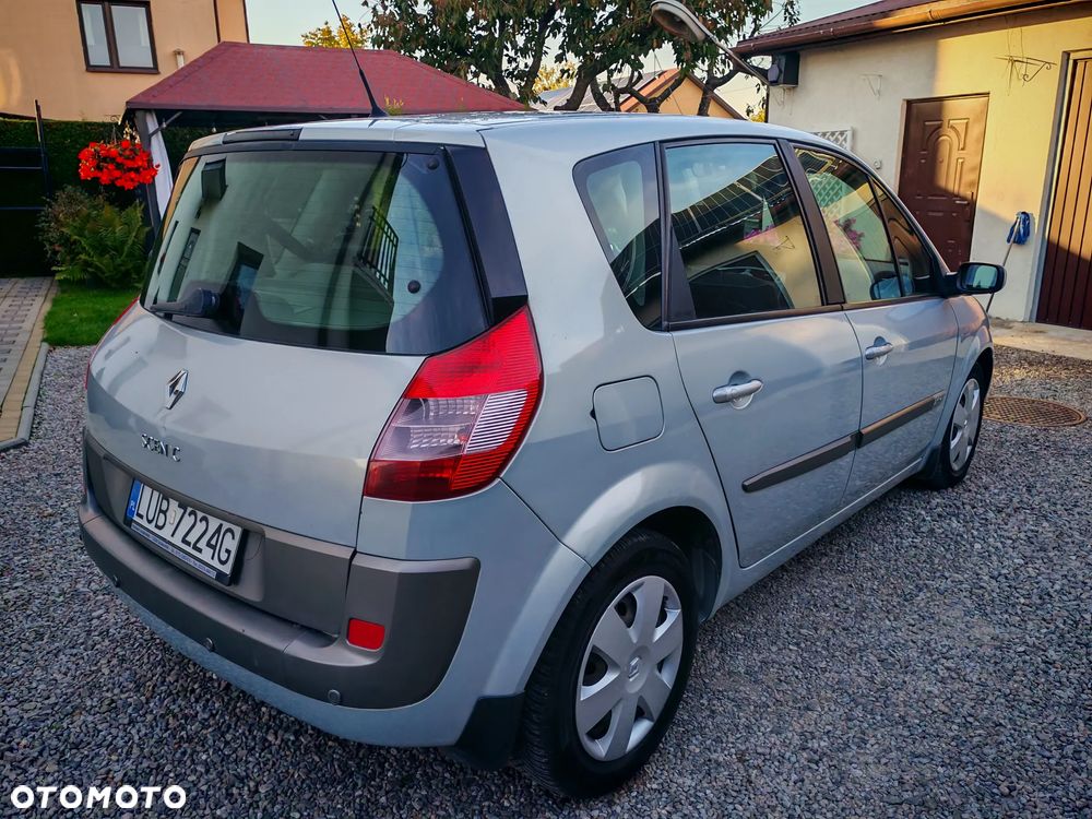 Renault Scenic - 4