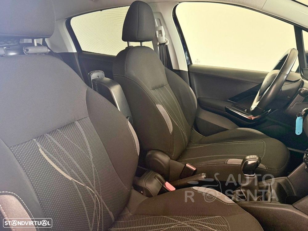 Peugeot 208 1.2 PureTech Access - 17