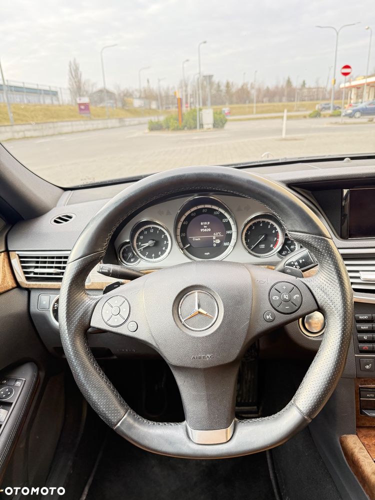 Mercedes-Benz Klasa E 350 4Matic Avantgarde Sport Edition AMG - 22