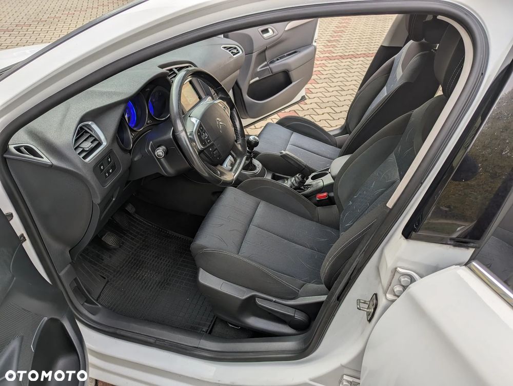 Citroën C4 e-HDi 110 Exclusive - 7