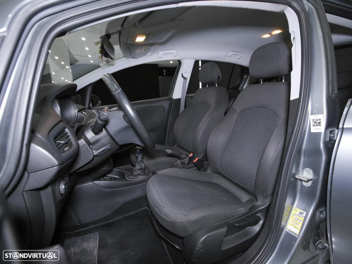 Opel Corsa - 7