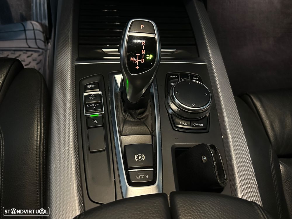 BMW X5 25 d sDrive Pack M - 16