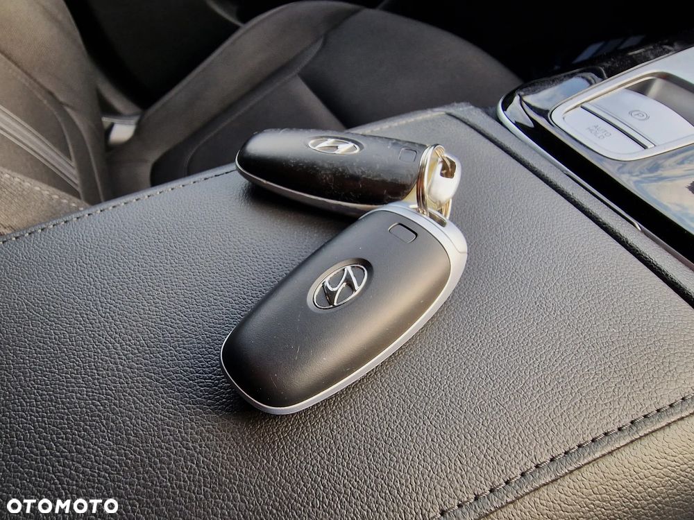 Hyundai Tucson 1.6 T-GDi HEV Modern 2WD - 23