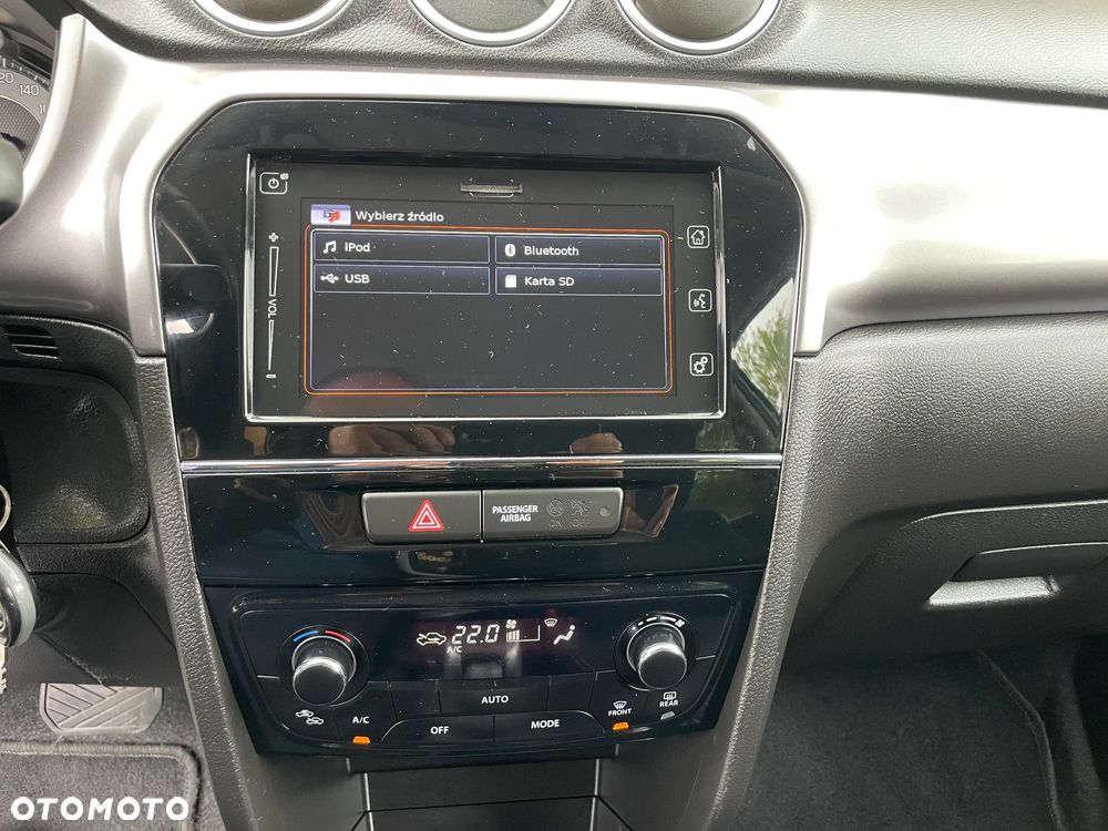 Suzuki Vitara 1.0 Boosterjet Premium 4WD - 14