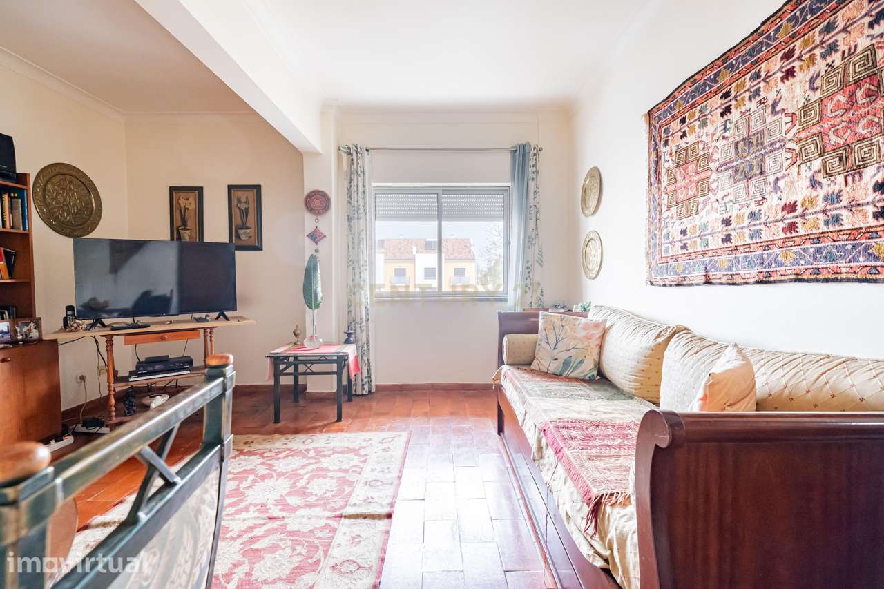 Apartamento T1 para Investimento no centro de Palmela - Grande imagem: 2/24