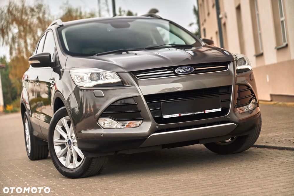 Ford Kuga 1.6 EcoBoost 2x4 Titanium - 5