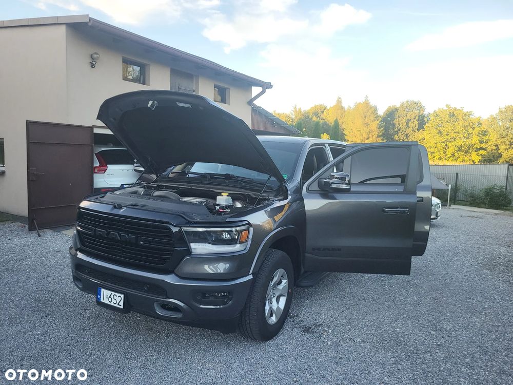 Dodge RAM 5.7 4x4 - 2